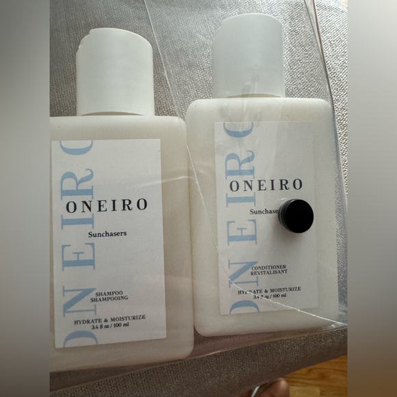 Oneiro Sunchasers Ready, Go Travel Kit - 5 Pcs with Plastic Pouch - BRAND NEW! - Picture 5 of 7